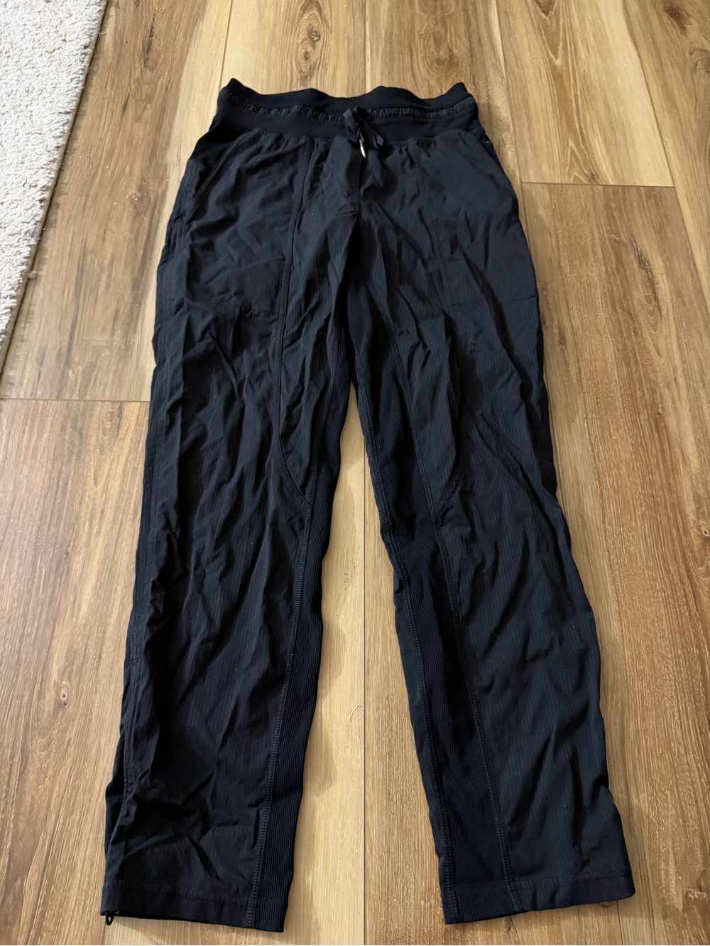 lululemon athletica Black Lightweight Drawstring dance studio pants size 2